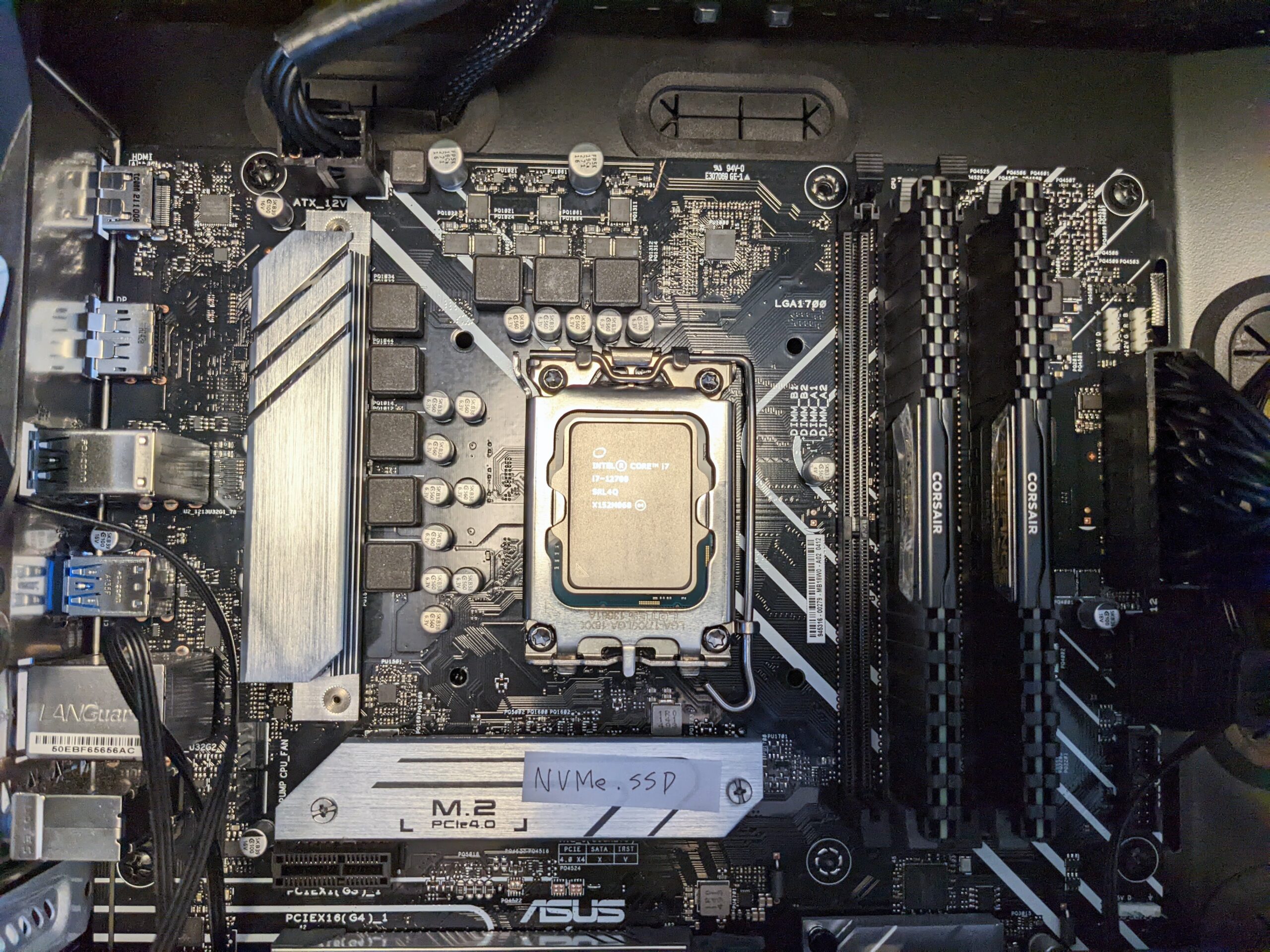 CPUクーラー交換　Intel Core i7　12世代　旧CPUグリス拭き取り後